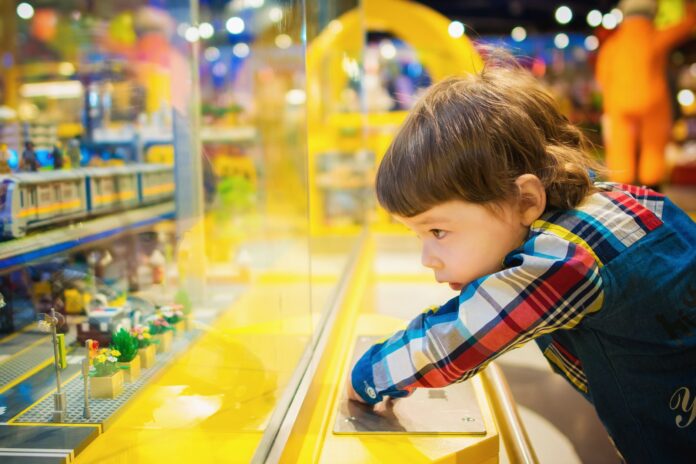 Jakie zabawki warto kupić dziecku na święta?